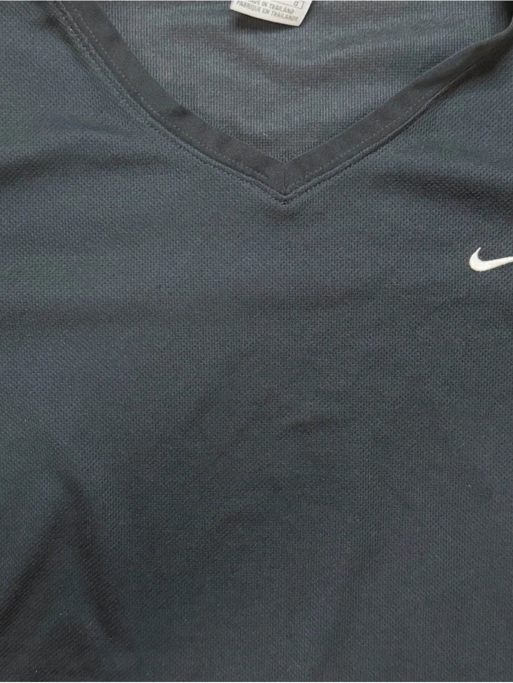 Nike Dri-FIT Black V-Neck Performance Athletic Tee Shirt Women’s Large